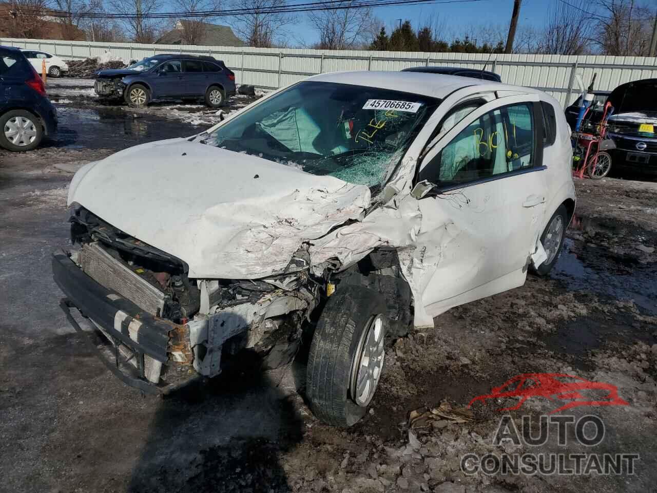 CHEVROLET SONIC 2012 - 1G1JC6SH3C4139630