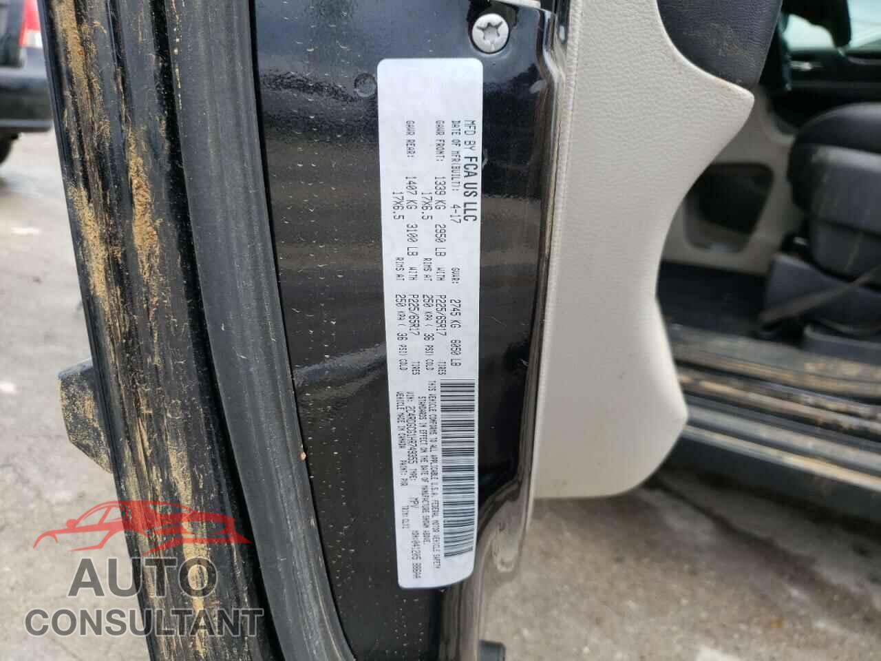 DODGE CARAVAN 2017 - 2C4RDGCG1HR749355