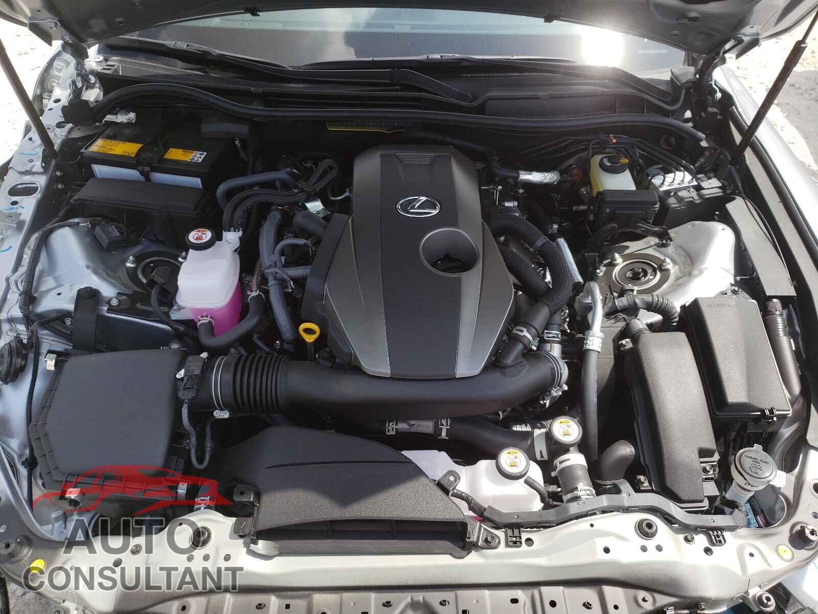 LEXUS IS 2021 - JTHCA1D24M5112836