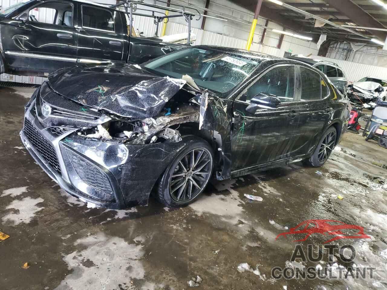 TOYOTA CAMRY 2022 - 4T1T11AK9NU666060