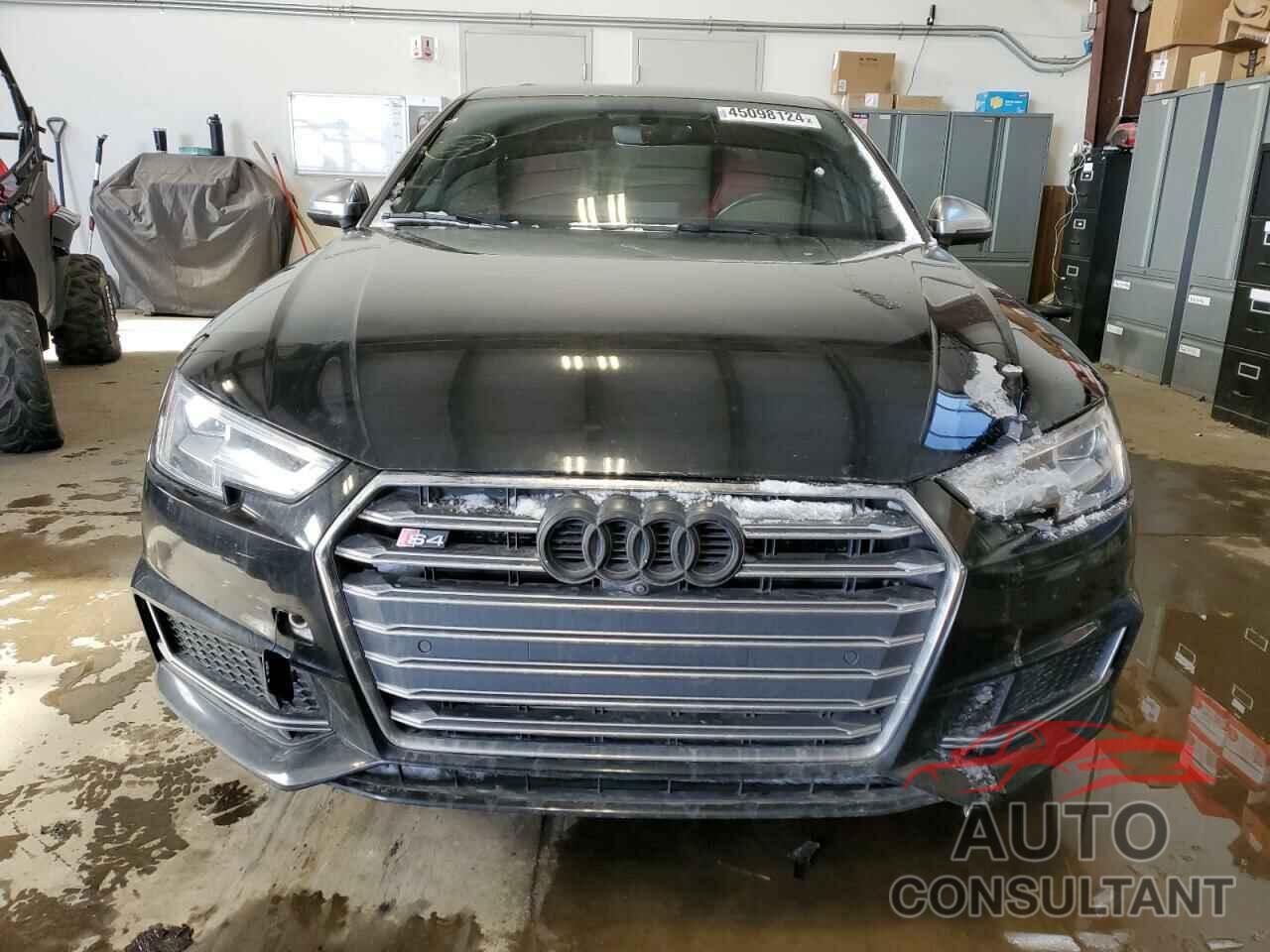 AUDI S4/RS4 2018 - WAUC4AF49JA003621