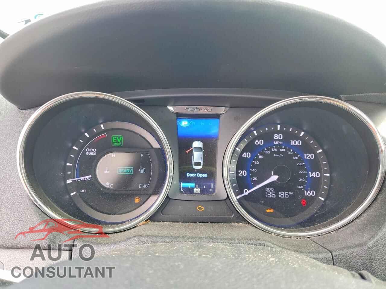 HYUNDAI SONATA 2013 - KMHEC4A45DA095947