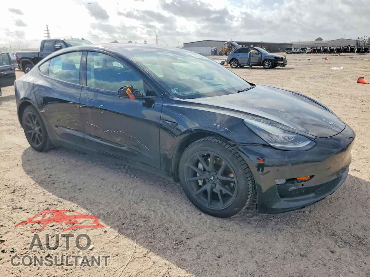 TESLA MODEL 3 2019 - 5YJ3E1EA8KF306695