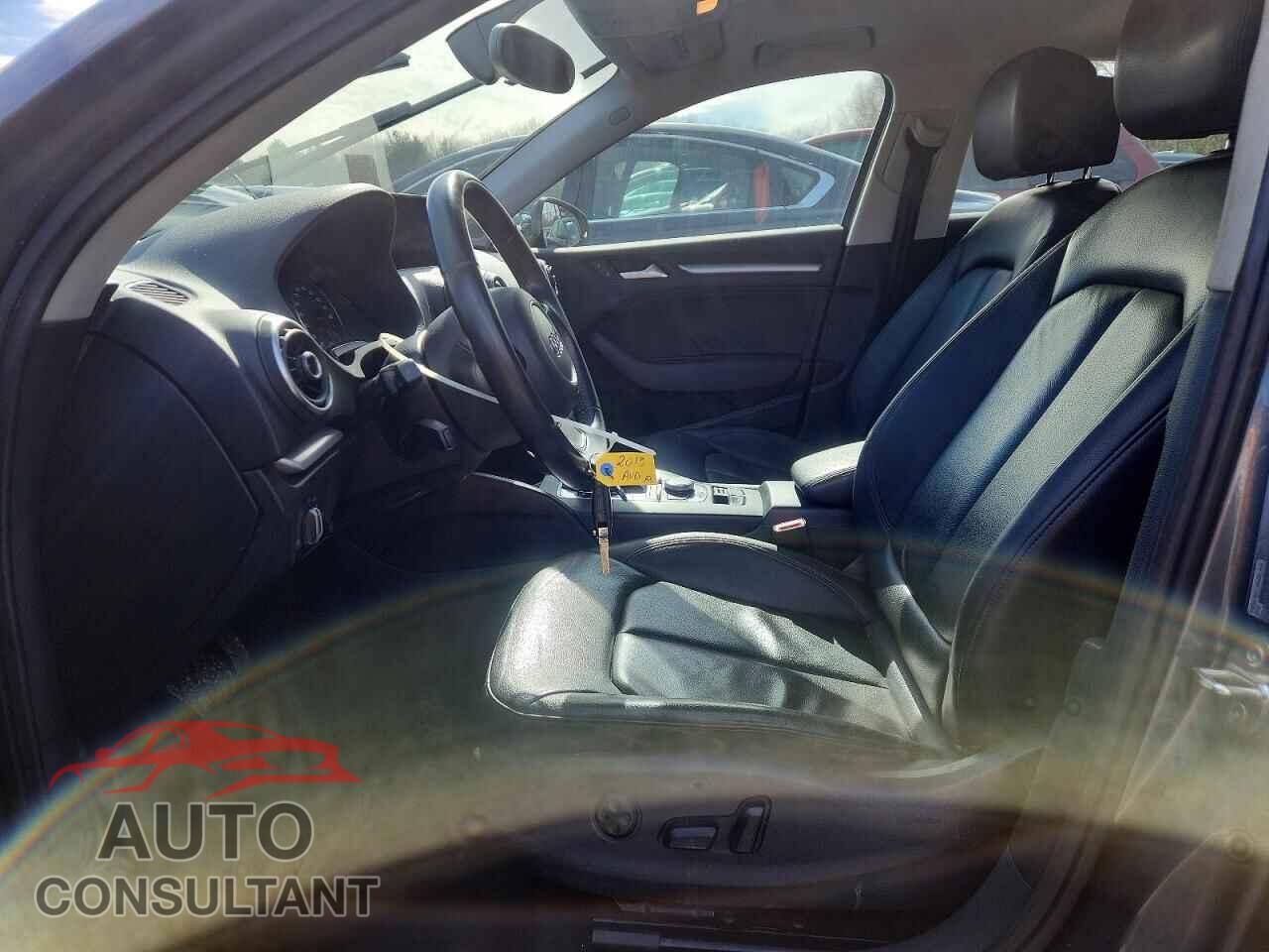 AUDI A3 2015 - WAUBFGFF2F1003042