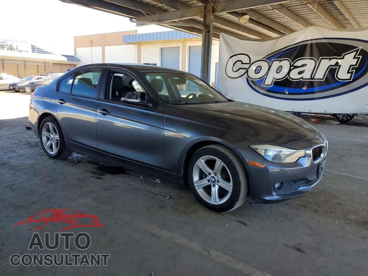 BMW 3 SERIES 2013 - WBA3B1C54DK129208