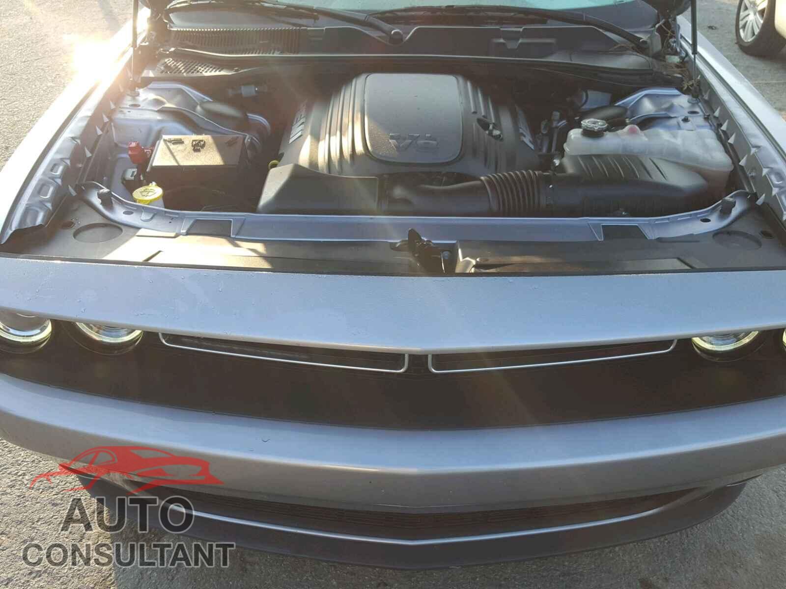DODGE CHALLENGER 2018 - 2C3CDZBT0JH123635