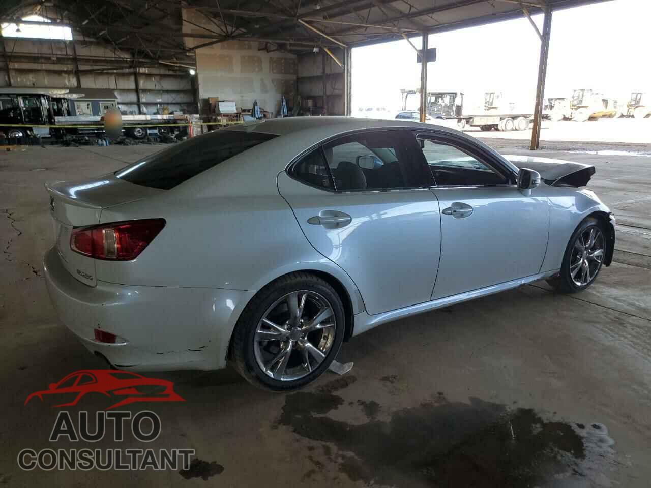 LEXUS IS 2011 - JTHBF5C20B5138367