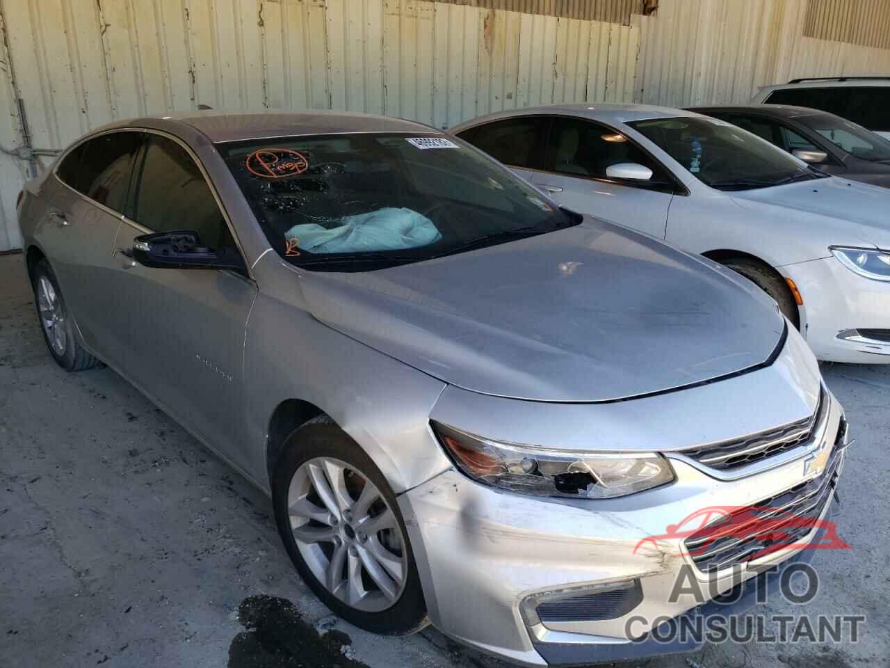 CHEVROLET MALIBU 2017 - 1G1ZE5ST4HF148120