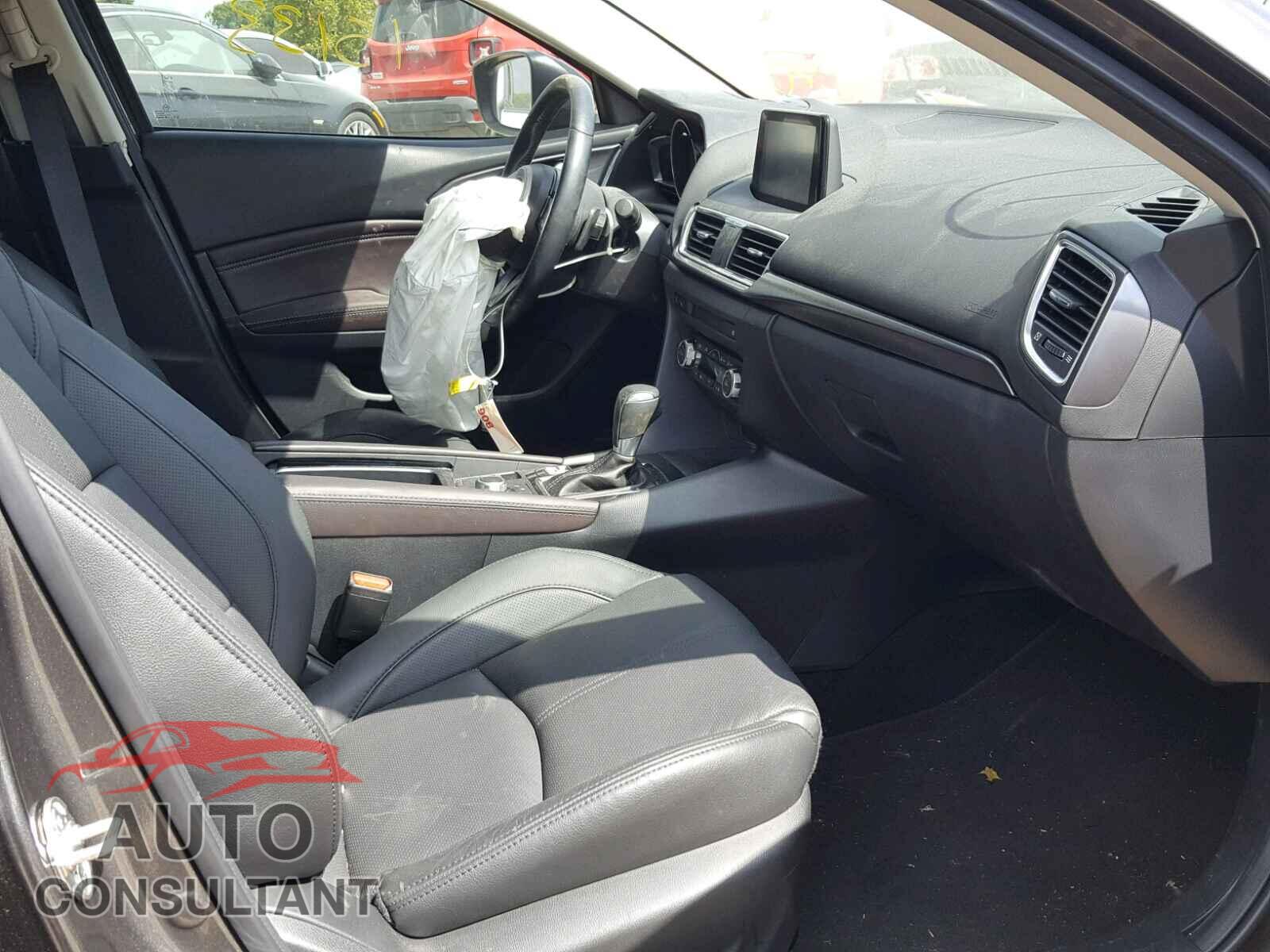 MAZDA 3 2017 - 3MZBN1M30HM130998