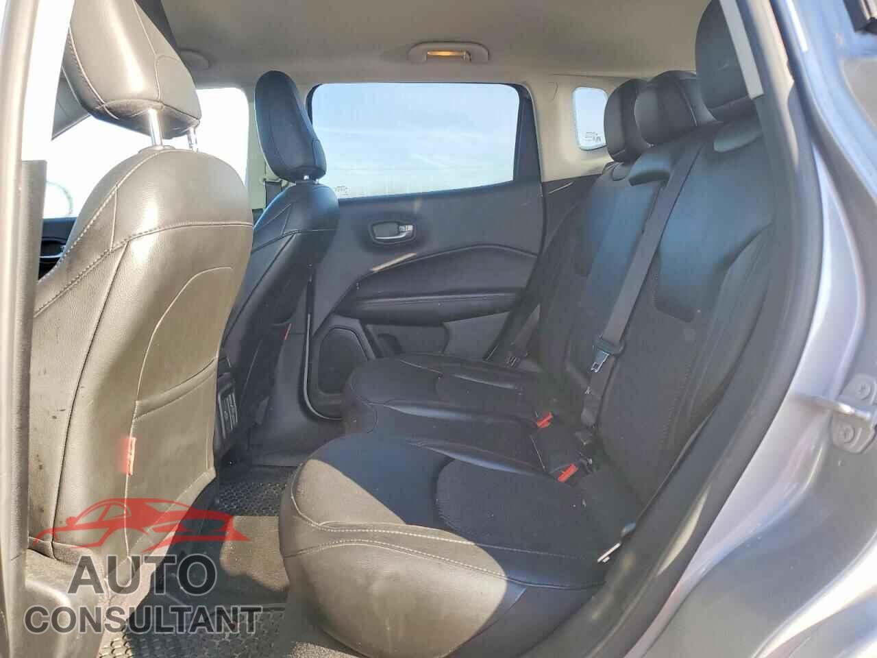 JEEP COMPASS 2021 - 3C4NJDDB6MT572303