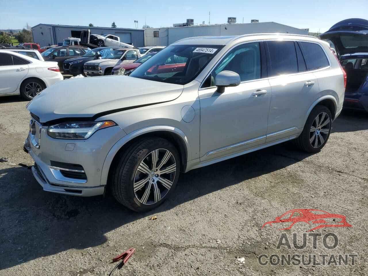 VOLVO XC90 T8 RE 2021 - YV4BR00L9M1676419