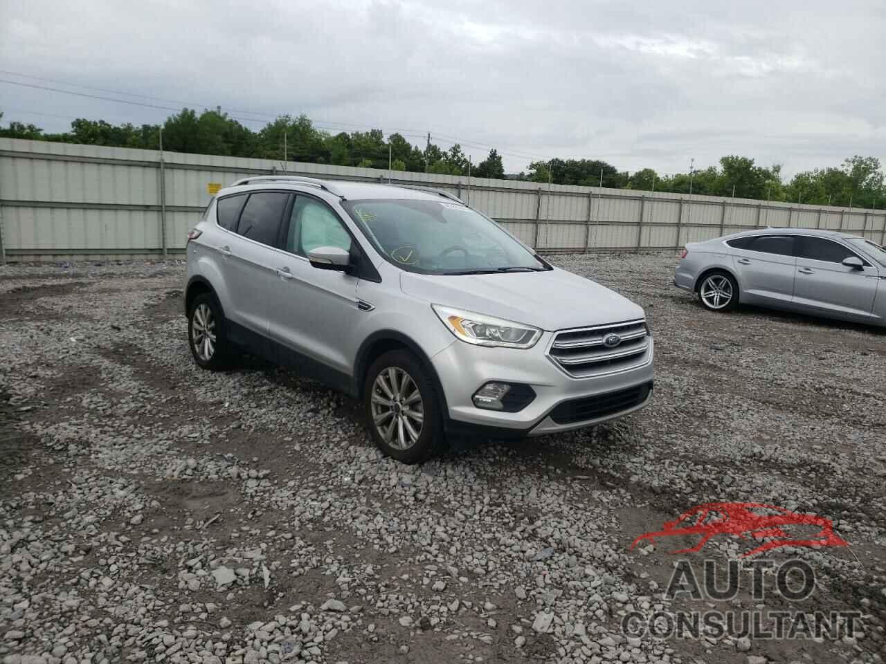 FORD ESCAPE 2017 - 1FMCU9J9XHUD44423