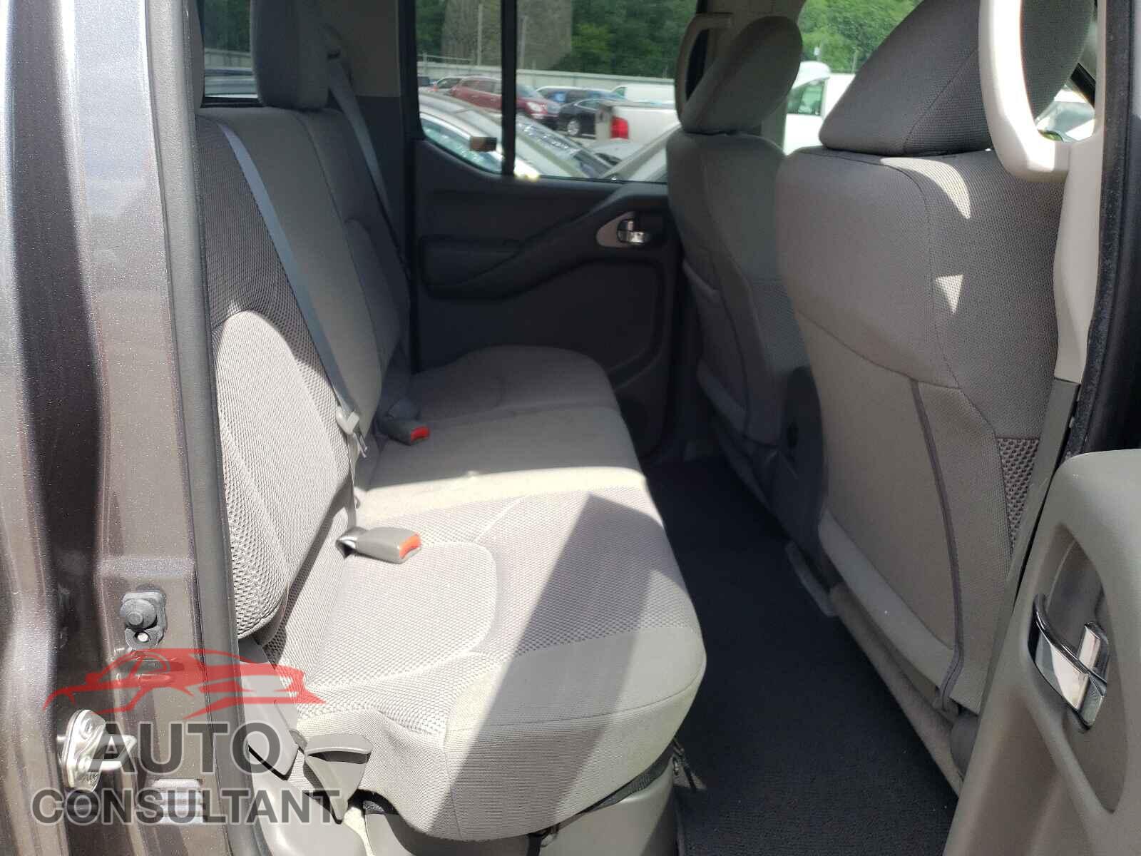 NISSAN FRONTIER 2018 - 1N6AD0EV2JN736324
