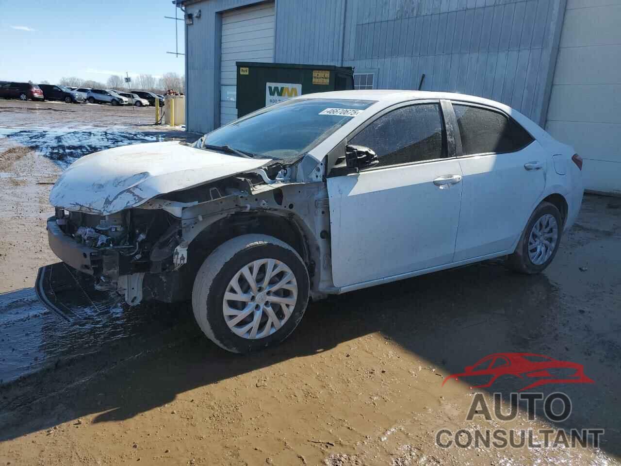 TOYOTA COROLLA 2018 - 5YFBURHE5JP787813