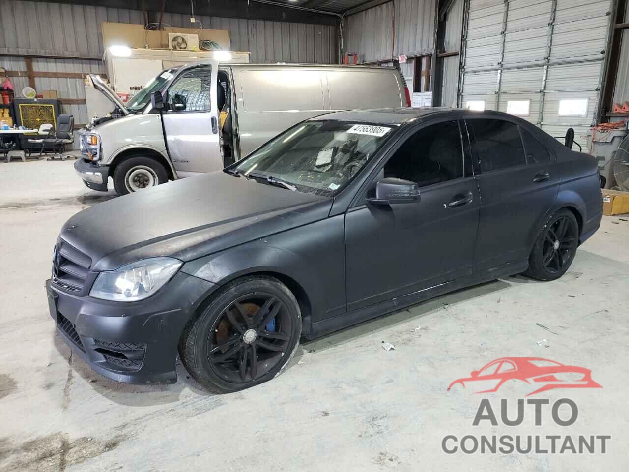 MERCEDES-BENZ C-CLASS 2012 - WDDGF8BB1CF920852
