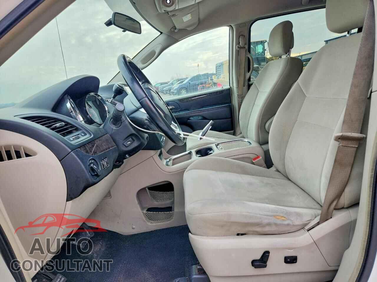 DODGE CARAVAN 2011 - 2D4RN5DGXBR755150