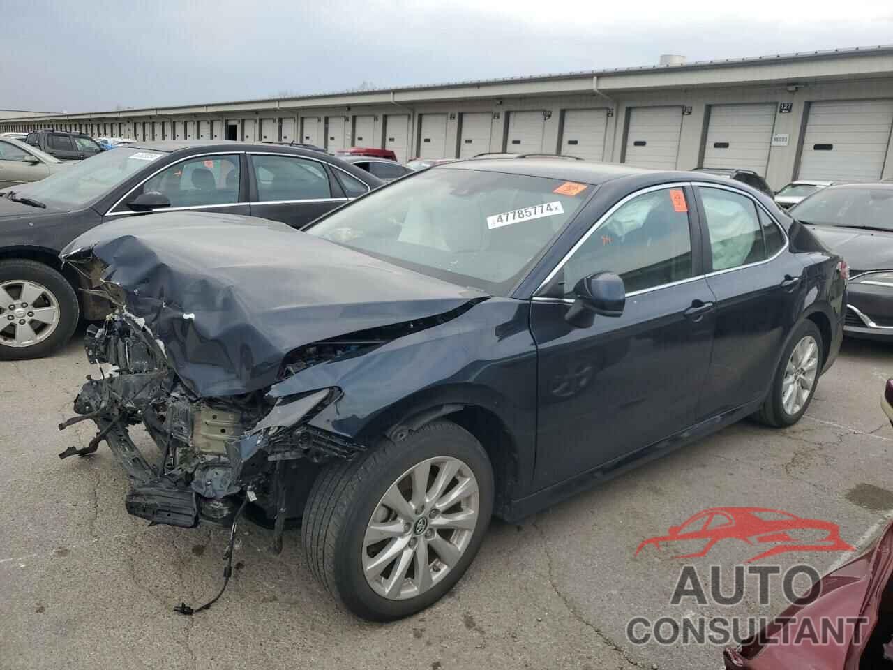 TOYOTA CAMRY 2018 - 4T1B11HK9JU541331