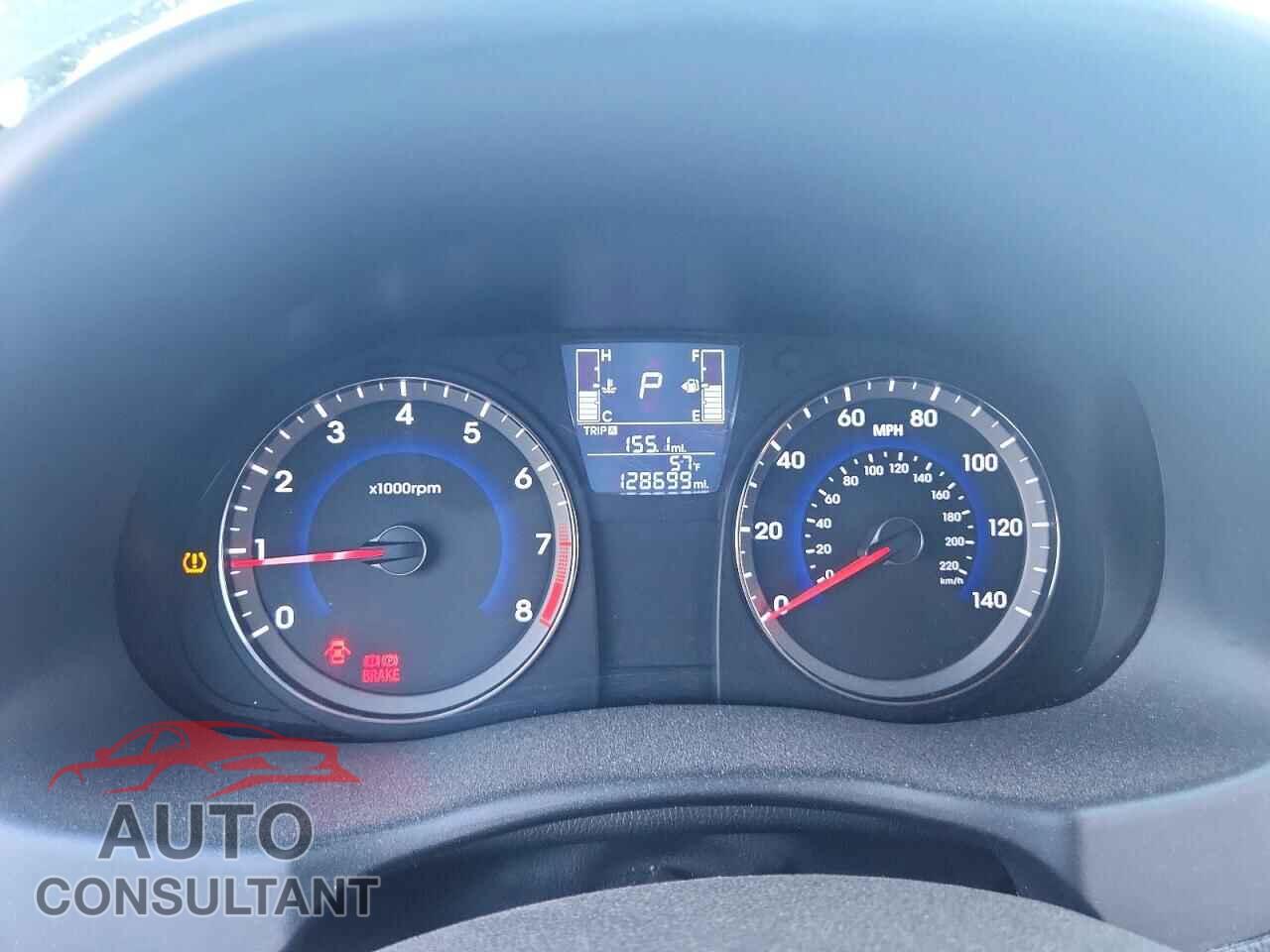 HYUNDAI ACCENT 2015 - KMHCU5AE3FU217600