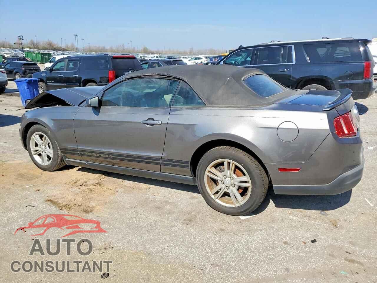 FORD MUSTANG 2010 - 1ZVBP8EN3A5168899