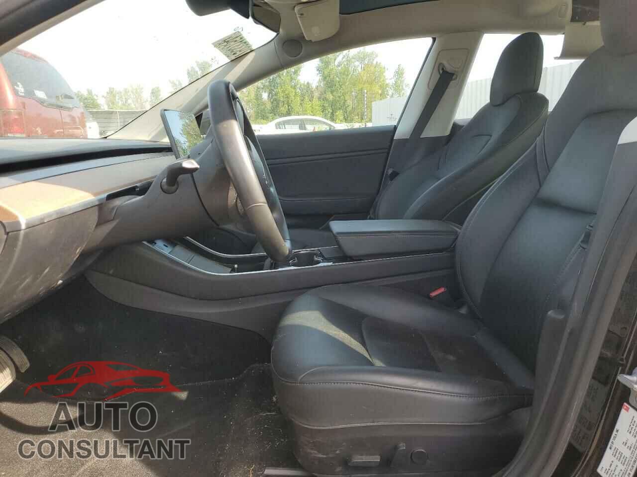 TESLA MODEL 3 2018 - 5YJ3E1EB8JF130321
