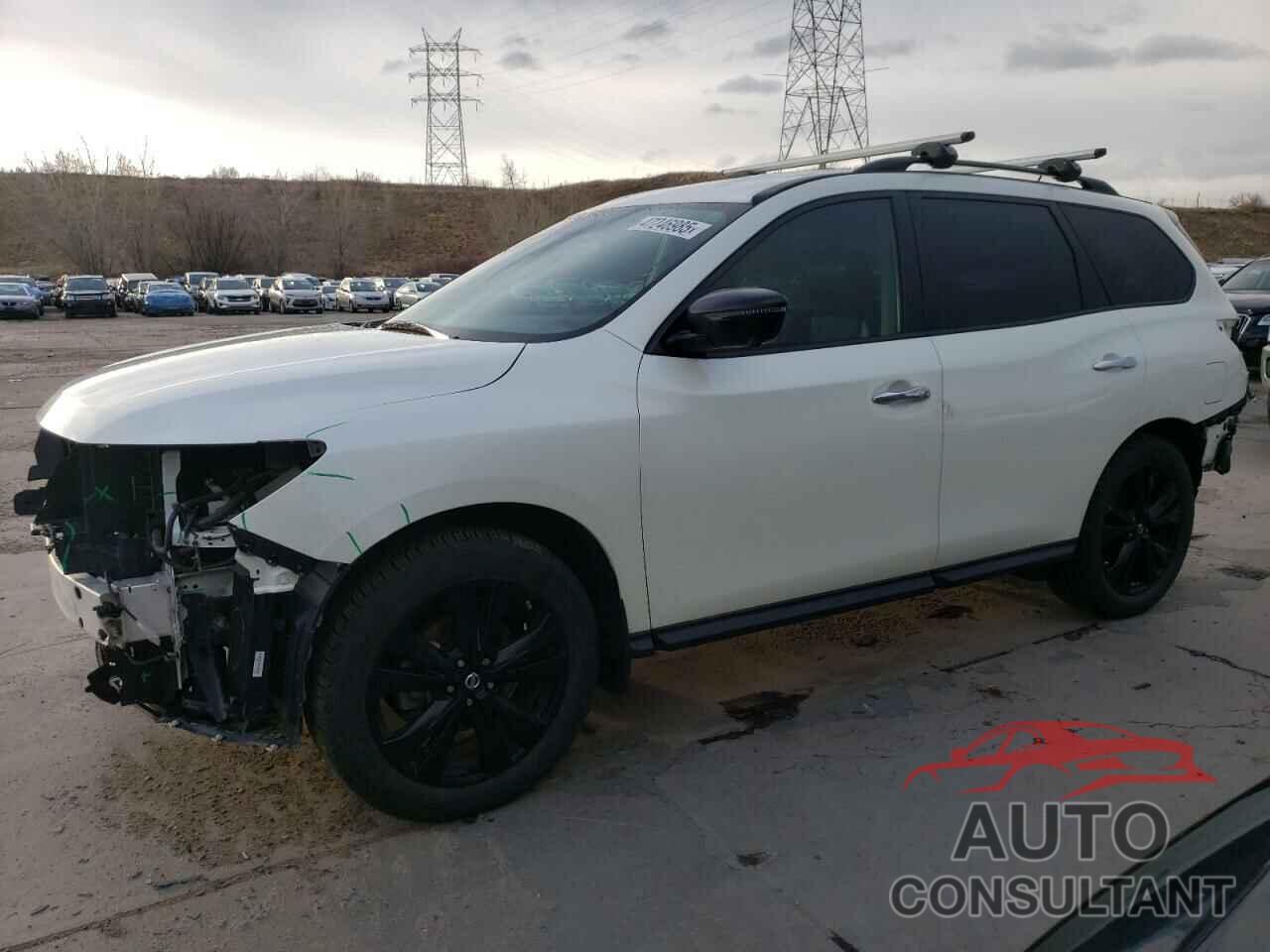 NISSAN PATHFINDER 2018 - 5N1DR2MM8JC643420