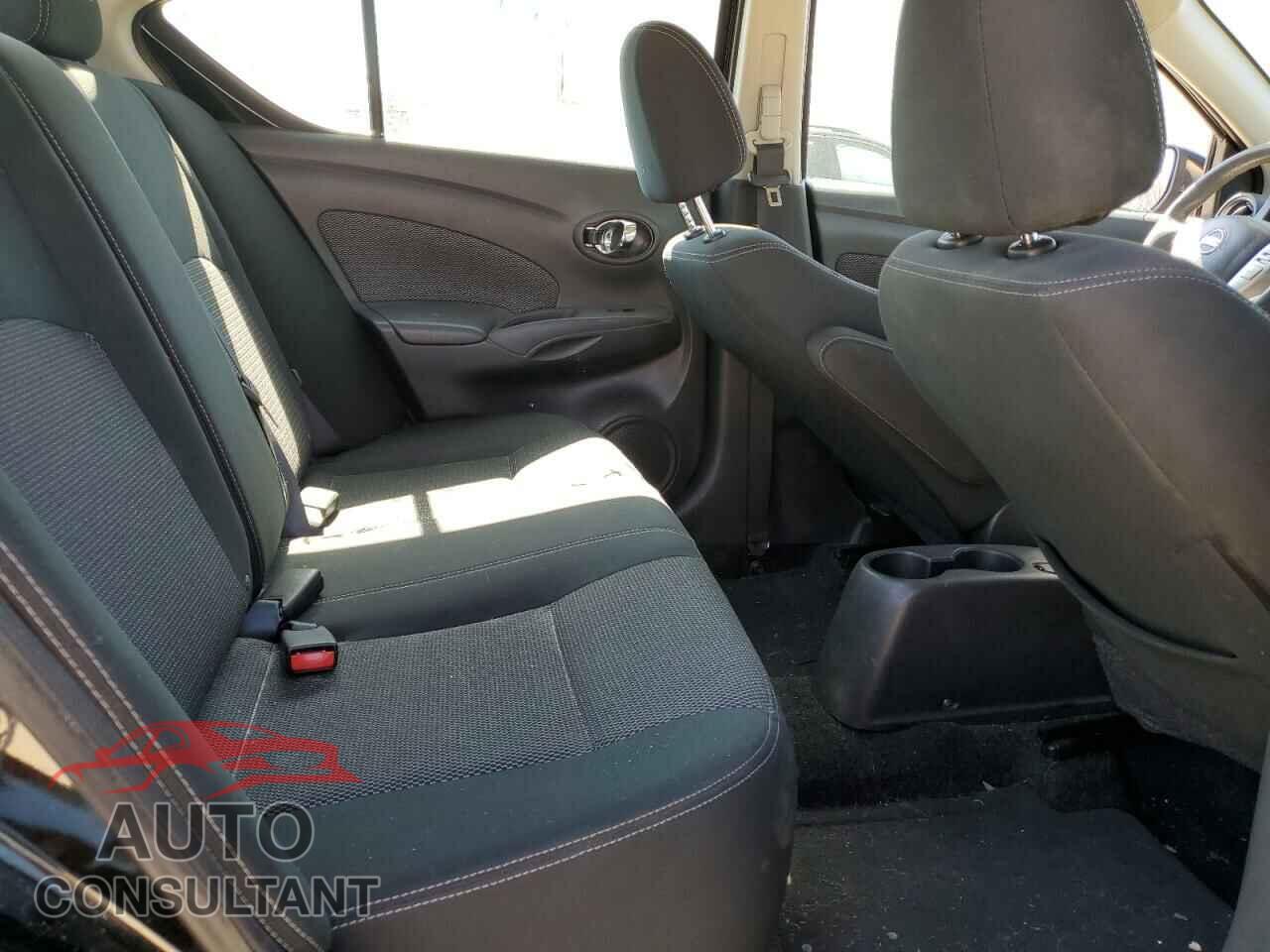 NISSAN VERSA 2017 - 3N1CN7AP3HL842383
