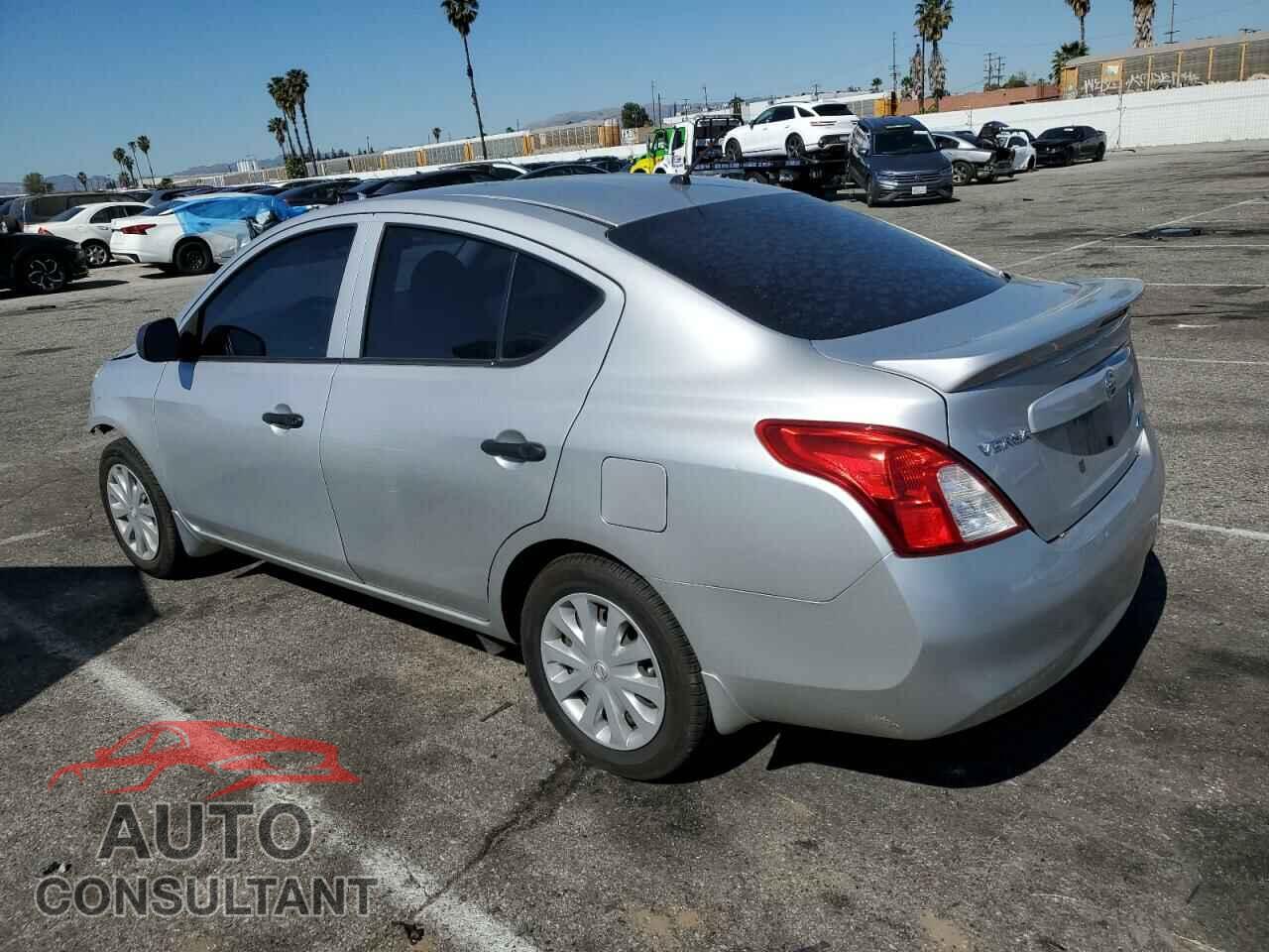 NISSAN VERSA 2013 - 3N1CN7AP2DL856494