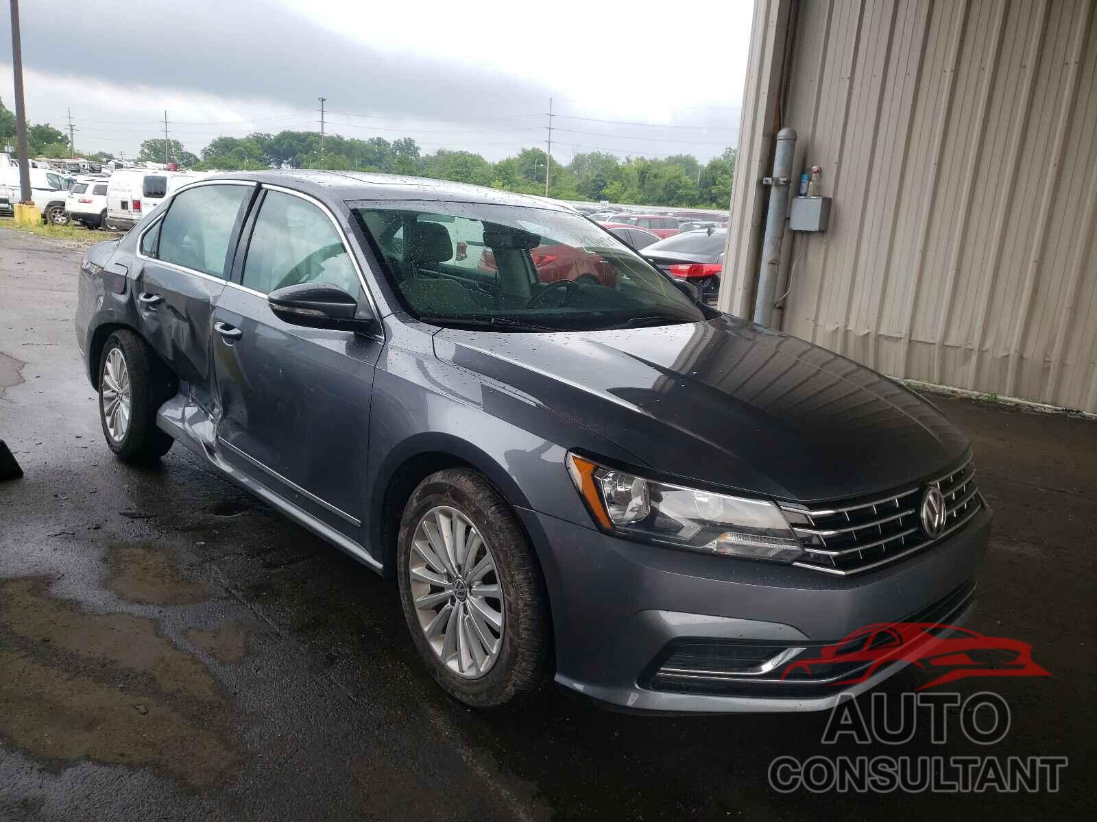 VOLKSWAGEN PASSAT 2017 - 1VWBT7A30HC000542