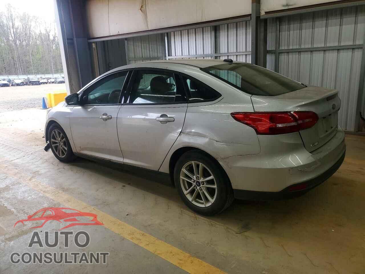 FORD FOCUS 2015 - 1FADP3F23FL374204