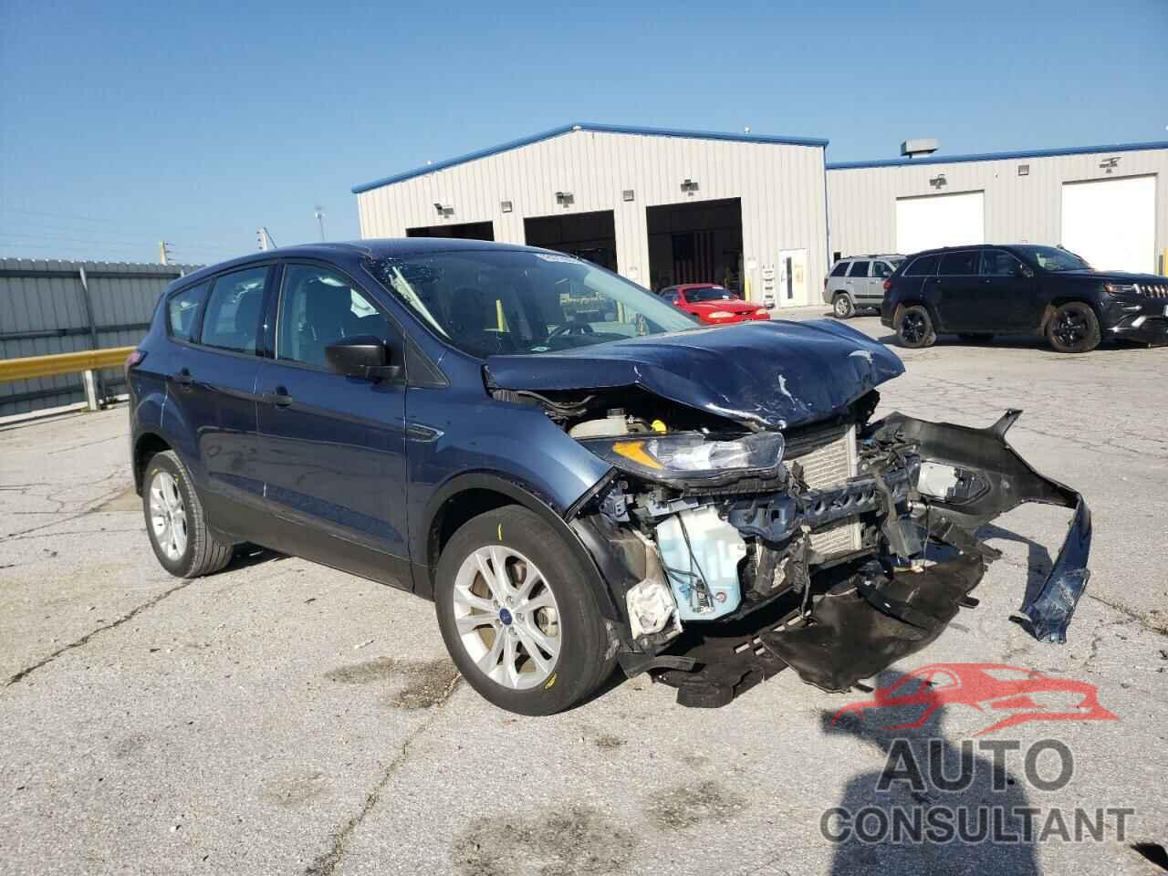 FORD ESCAPE 2018 - 1FMCU0F72JUC06609