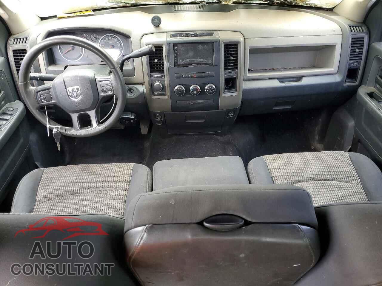 DODGE RAM 1500 2012 - 1C6RD7KT1CS185431