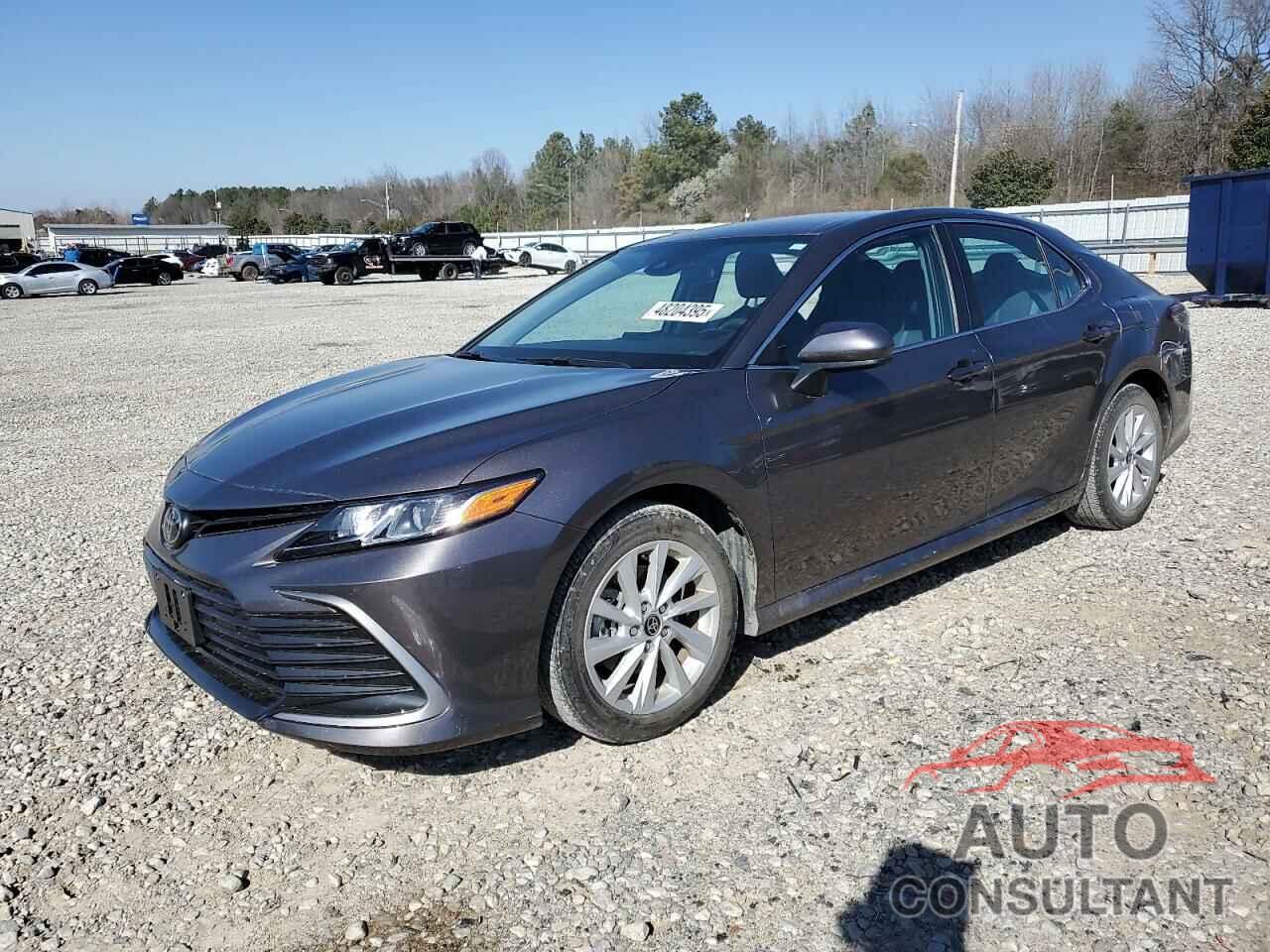 TOYOTA CAMRY 2022 - 4T1C11AK6NU633288