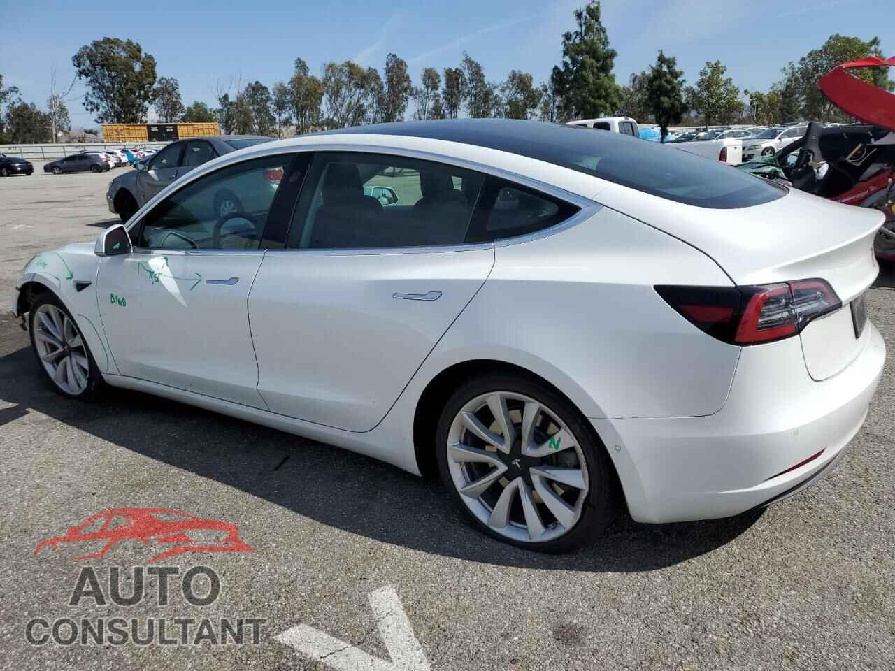 TESLA MODEL 3 2019 - 5YJ3E1EB3KF494244