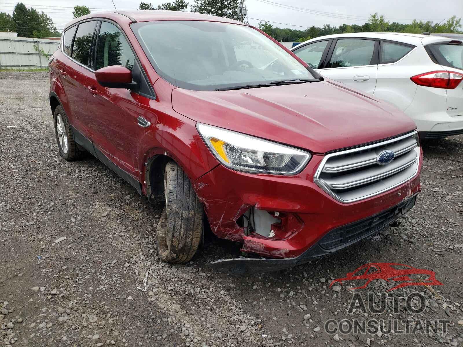 FORD ESCAPE 2017 - 1FMCU9GD1HUB34384