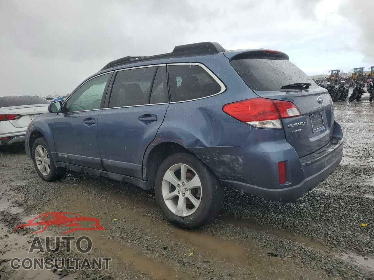 SUBARU OUTBACK 2013 - 4S4BRBCC4D3324049