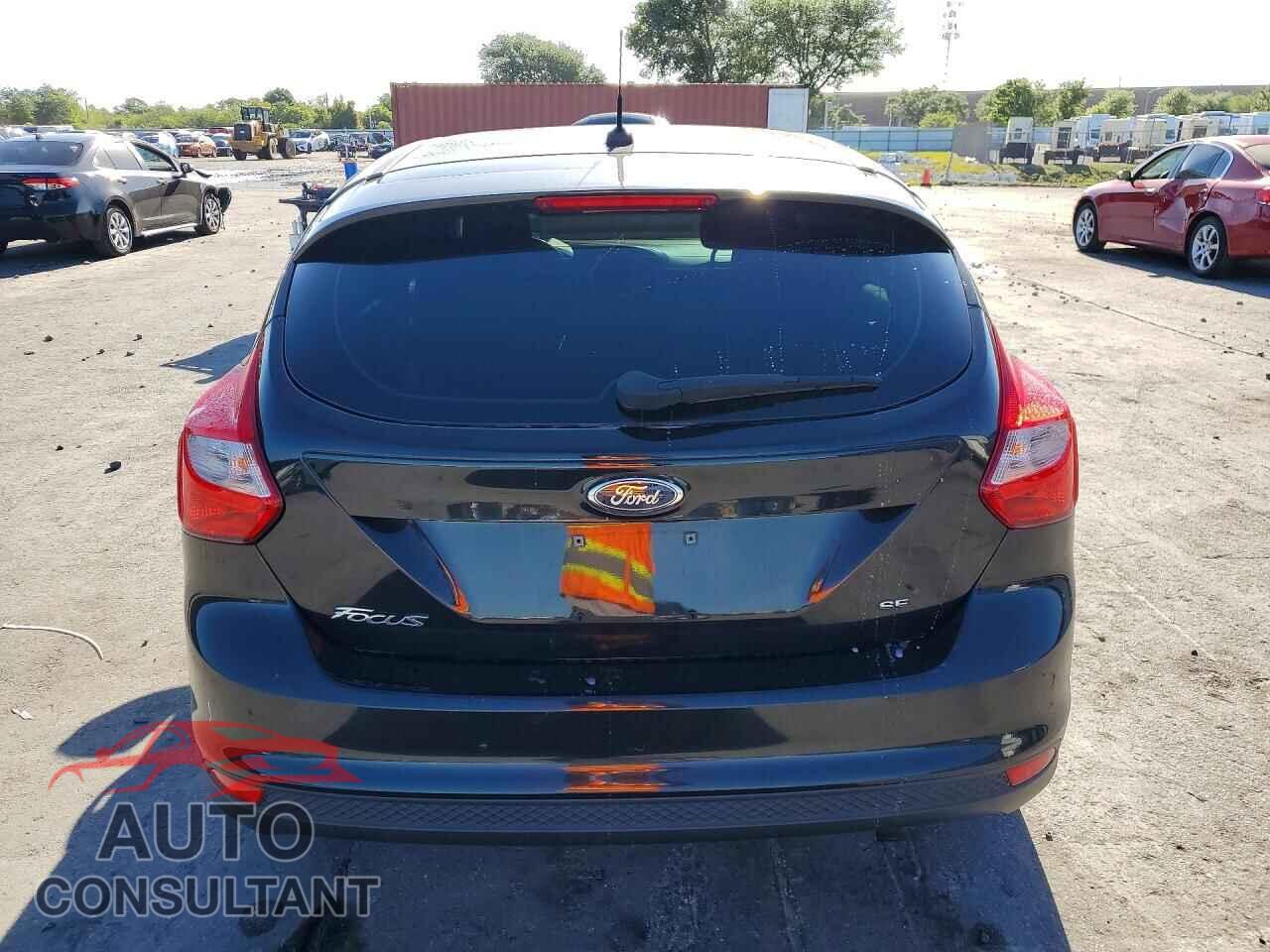 FORD FOCUS 2012 - 1FAHP3K21CL313775