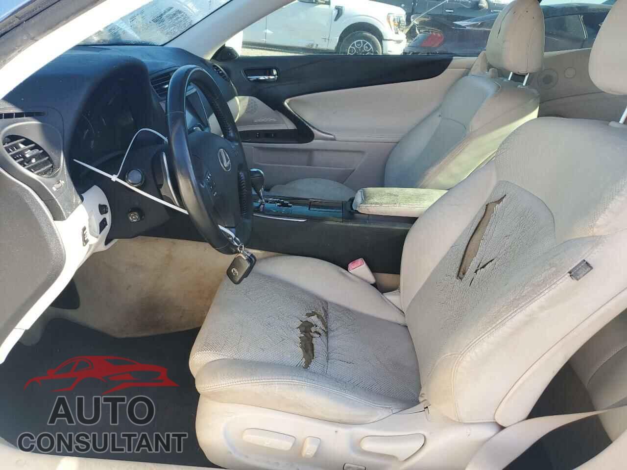 LEXUS IS 2010 - JTHFF2C2XA2510023