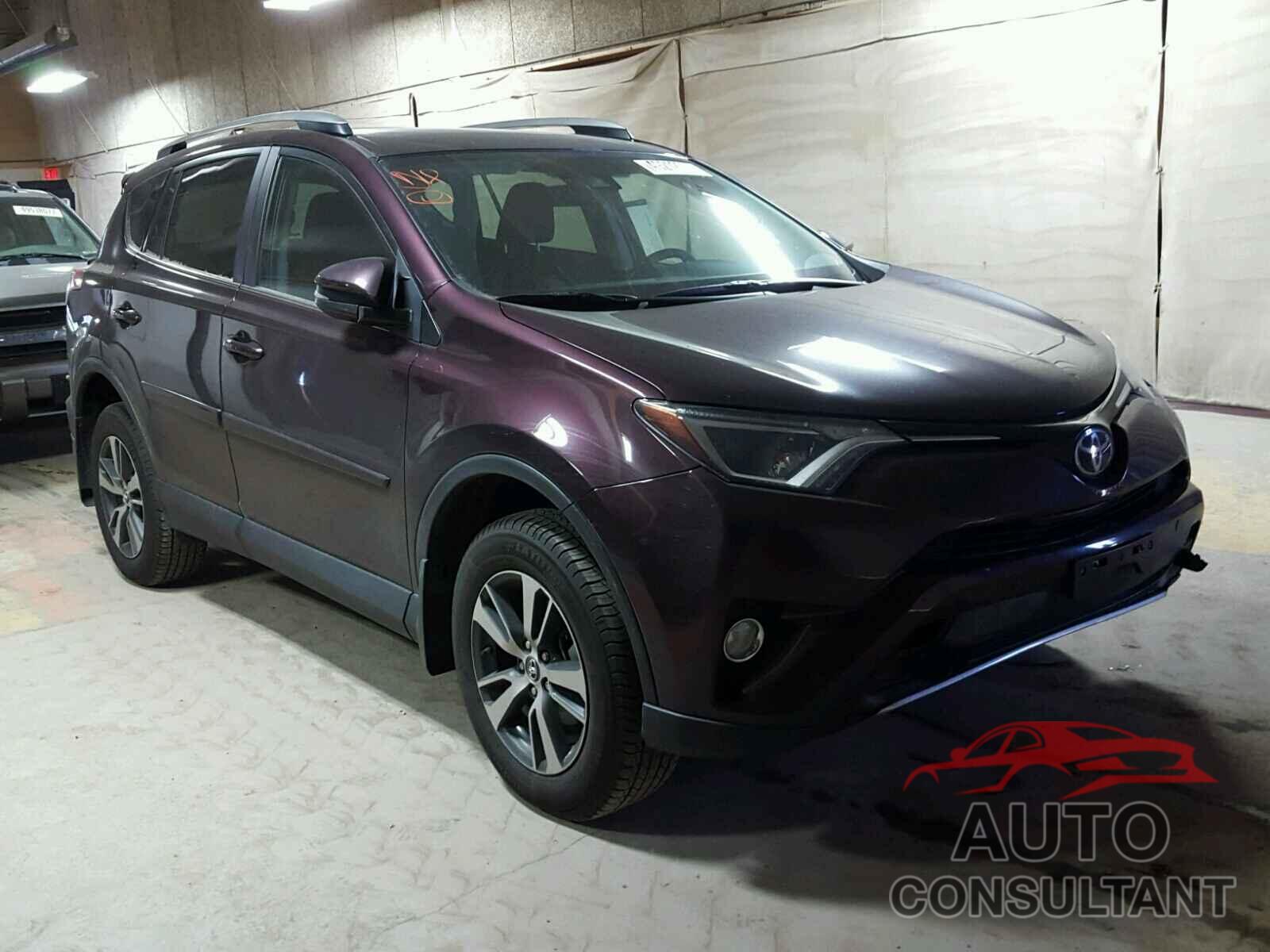 TOYOTA RAV4 XLE 2017 - 2T3RFREV5HW586569