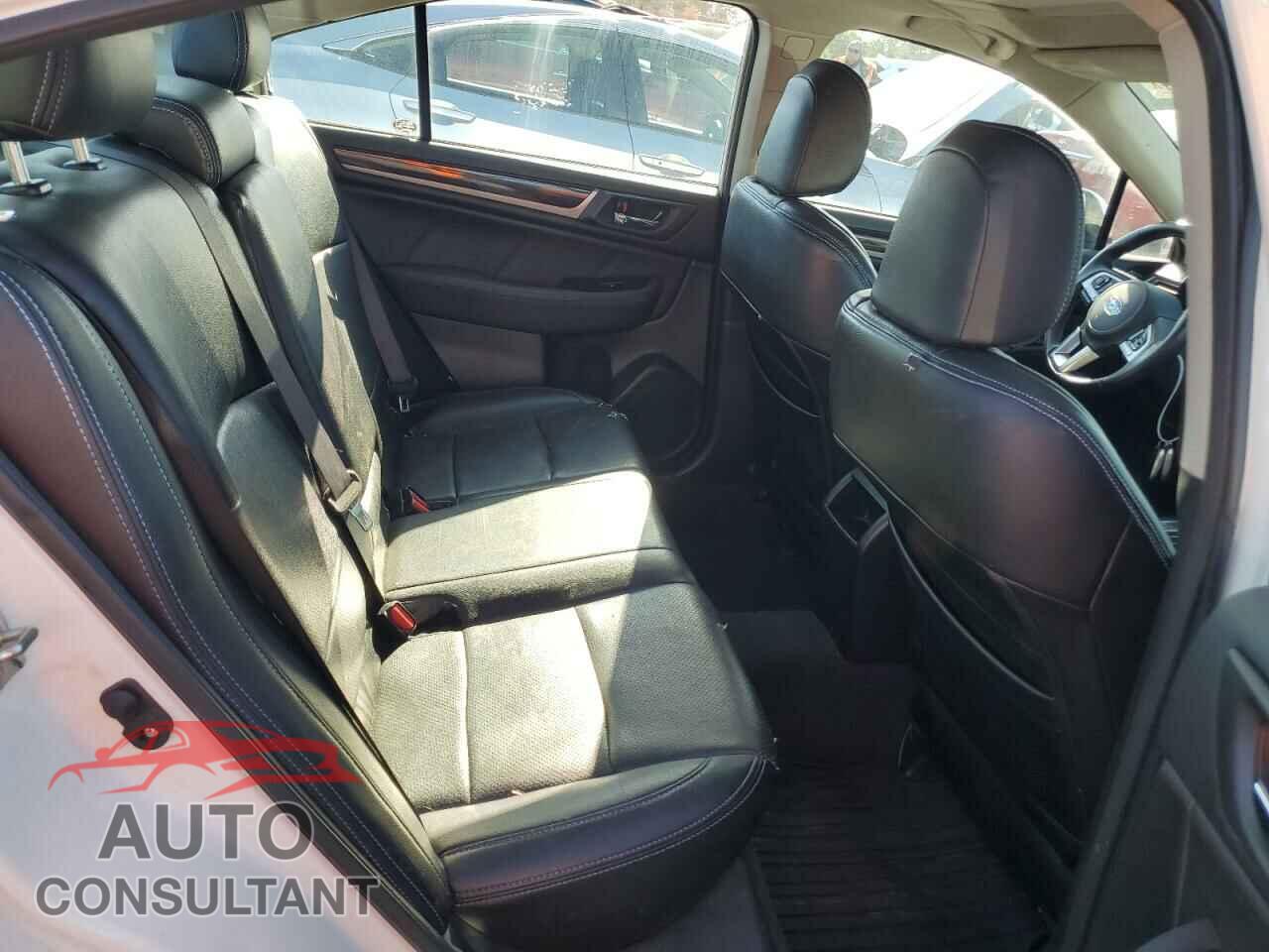 SUBARU LEGACY 2017 - 4S3BNAS68H3010478