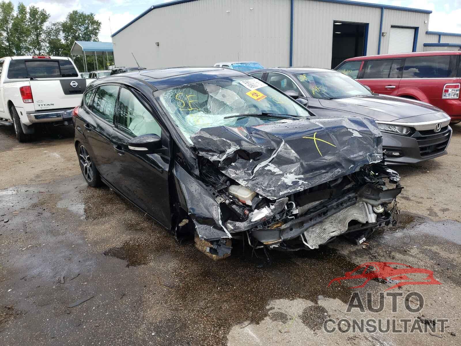 FORD FOCUS 2017 - 1FADP3M24HL335966