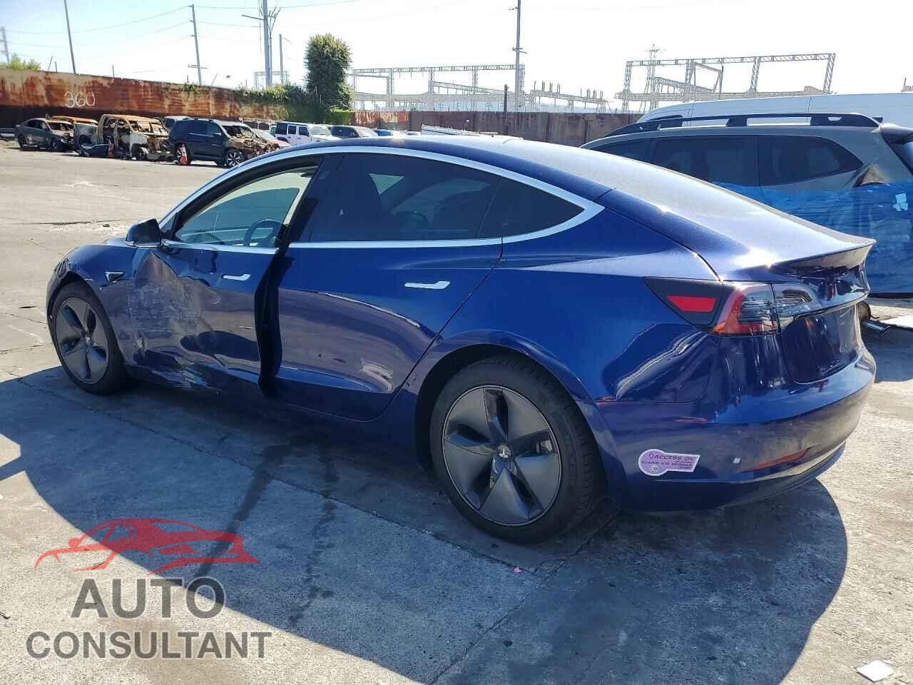 TESLA MODEL 3 2018 - 5YJ3E1EB2JF120402