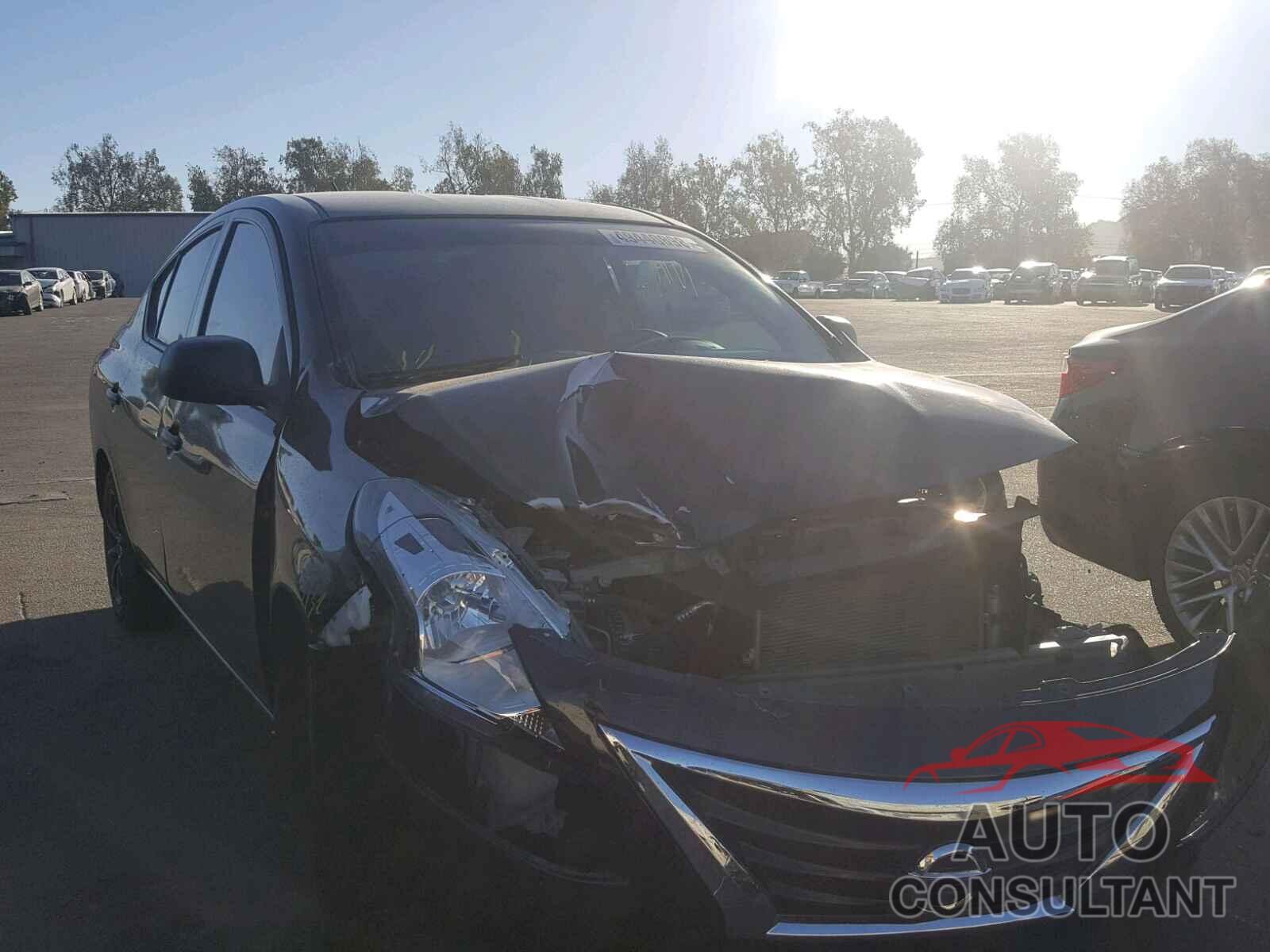 NISSAN VERSA 2015 - 3N1CN7AP9FL840019
