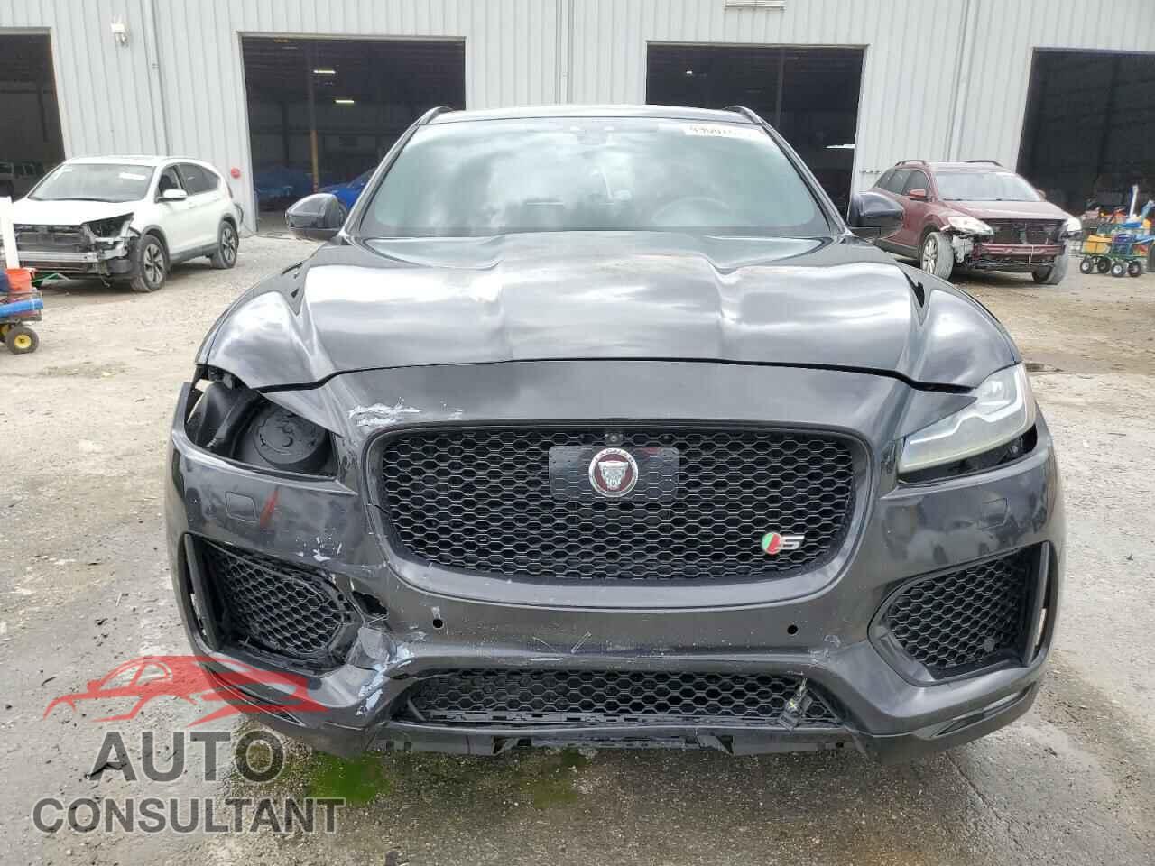 JAGUAR F-PACE 2017 - SADCM2BV7HA881909