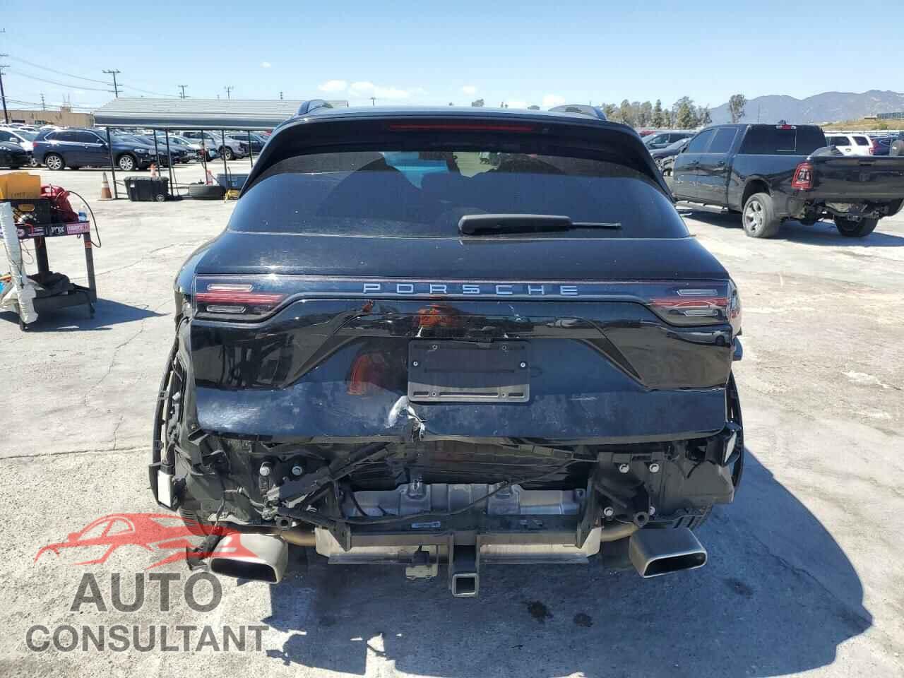 PORSCHE CAYENNE 2019 - WP1AA2AY2KDA04661