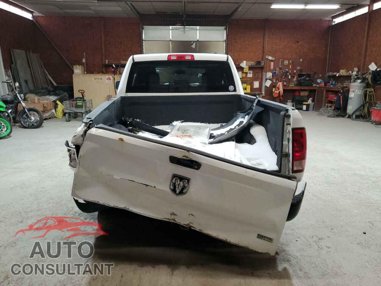 DODGE RAM 1500 2012 - 1C6RD6FP4CS317573
