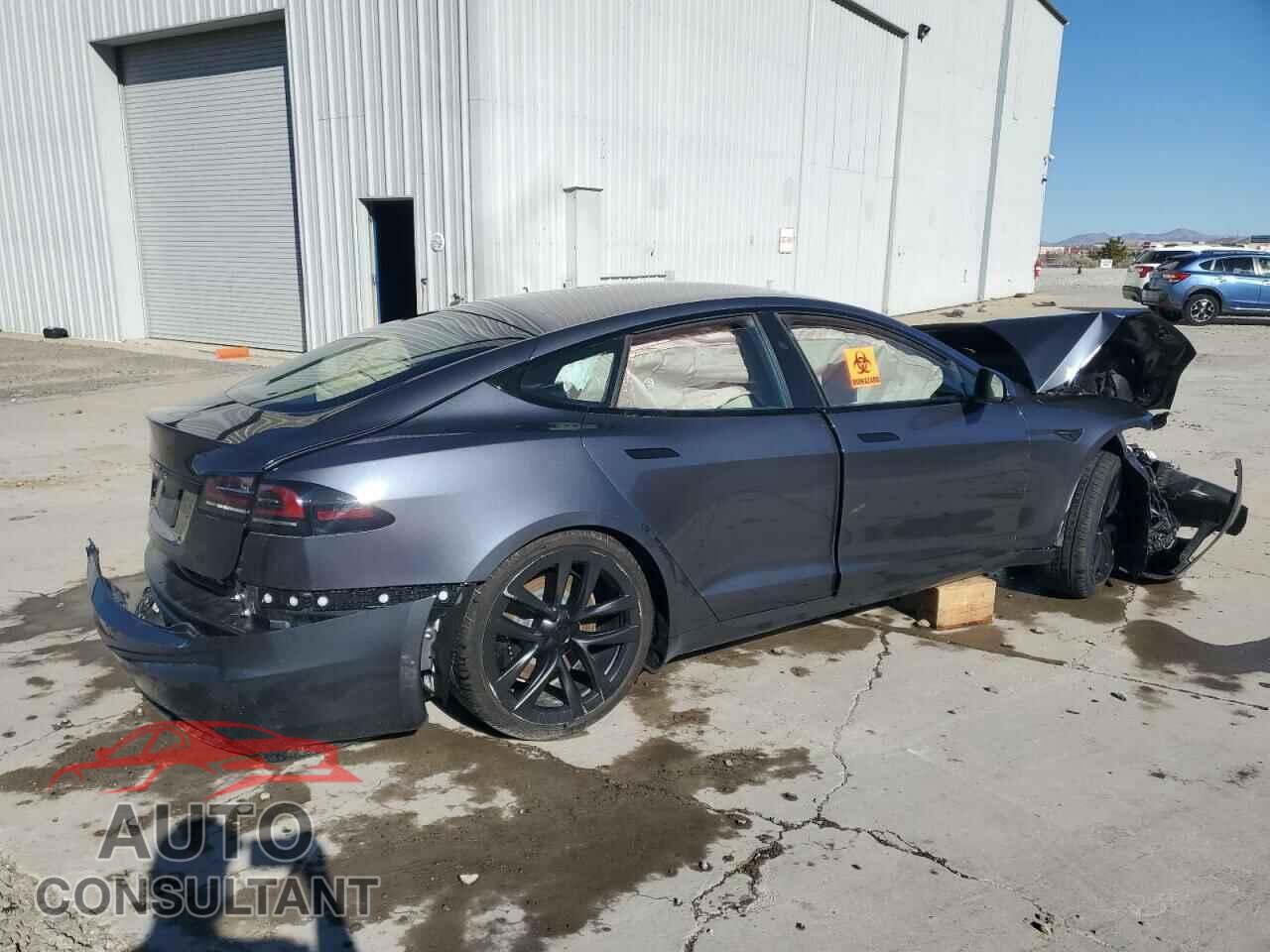 TESLA MODEL S 2023 - 5YJSA1E59PF522444