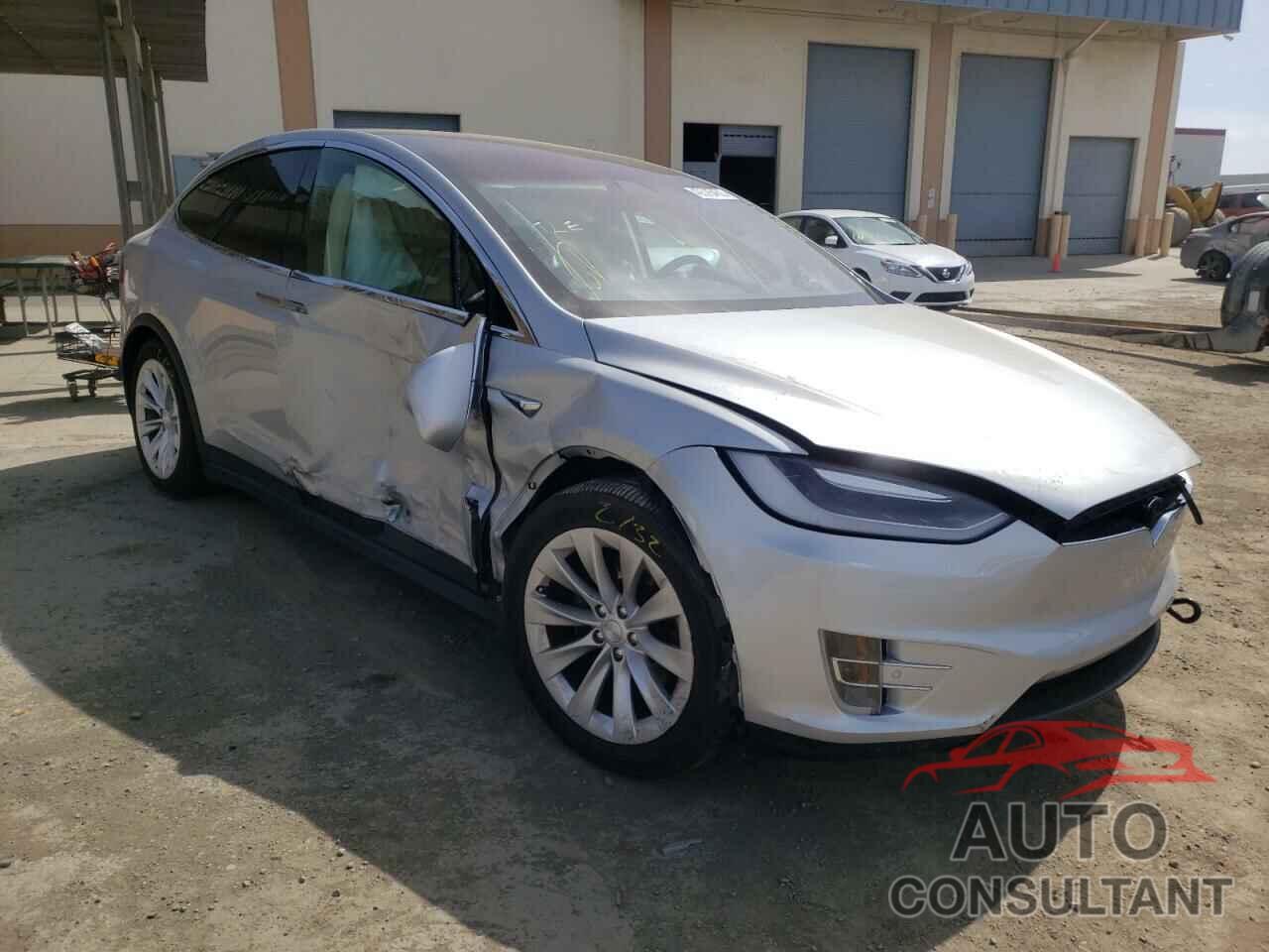 TESLA MODEL X 2017 - 5YJXCDE2XHF052384