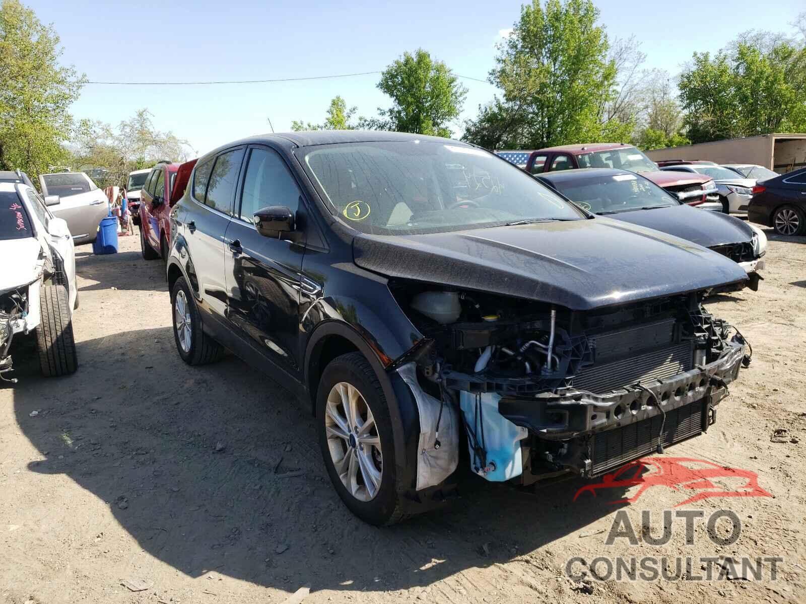 FORD ESCAPE 2019 - 1FMCU9GD0KUB49319
