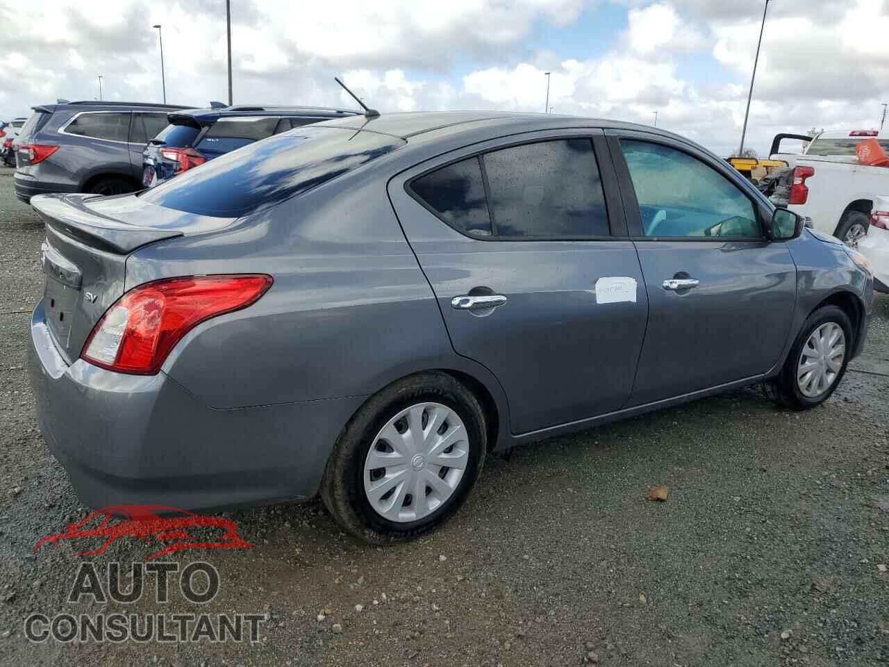 NISSAN VERSA 2019 - 3N1CN7AP3KL838373