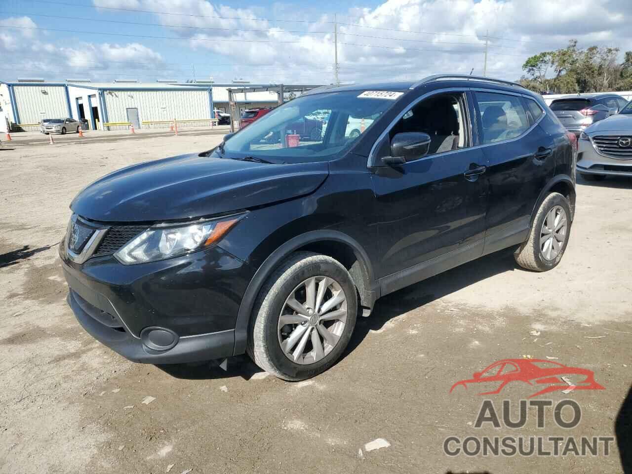 NISSAN ROGUE 2018 - JN1BJ1CP8JW192290